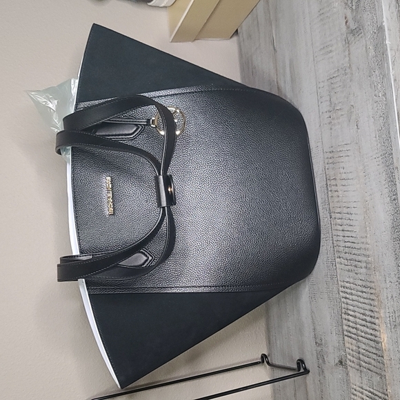 Large Tote leather Bag - Picture 1 of 4